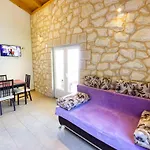 Seaside Secluded Apartments Cove Skozanje, Hvar - 5713 Apartment *