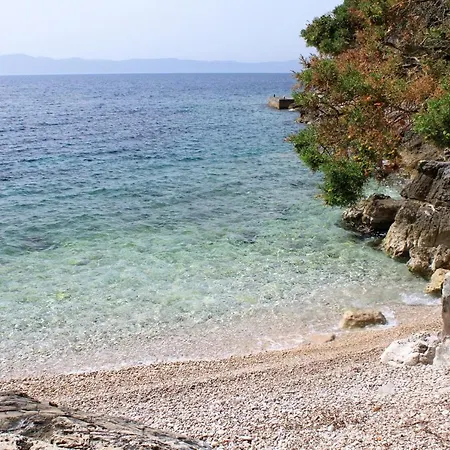 Apartment Seaside Secluded Apartments Cove Skozanje, Hvar - 5713 Gdinj