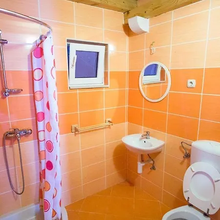 Seaside Secluded Apartments Cove Skozanje, Hvar - 5713 Apartment Gdinj
